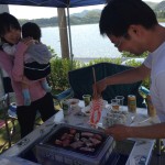 Fさんご主人も張り切ってお肉を焼いてくれています。